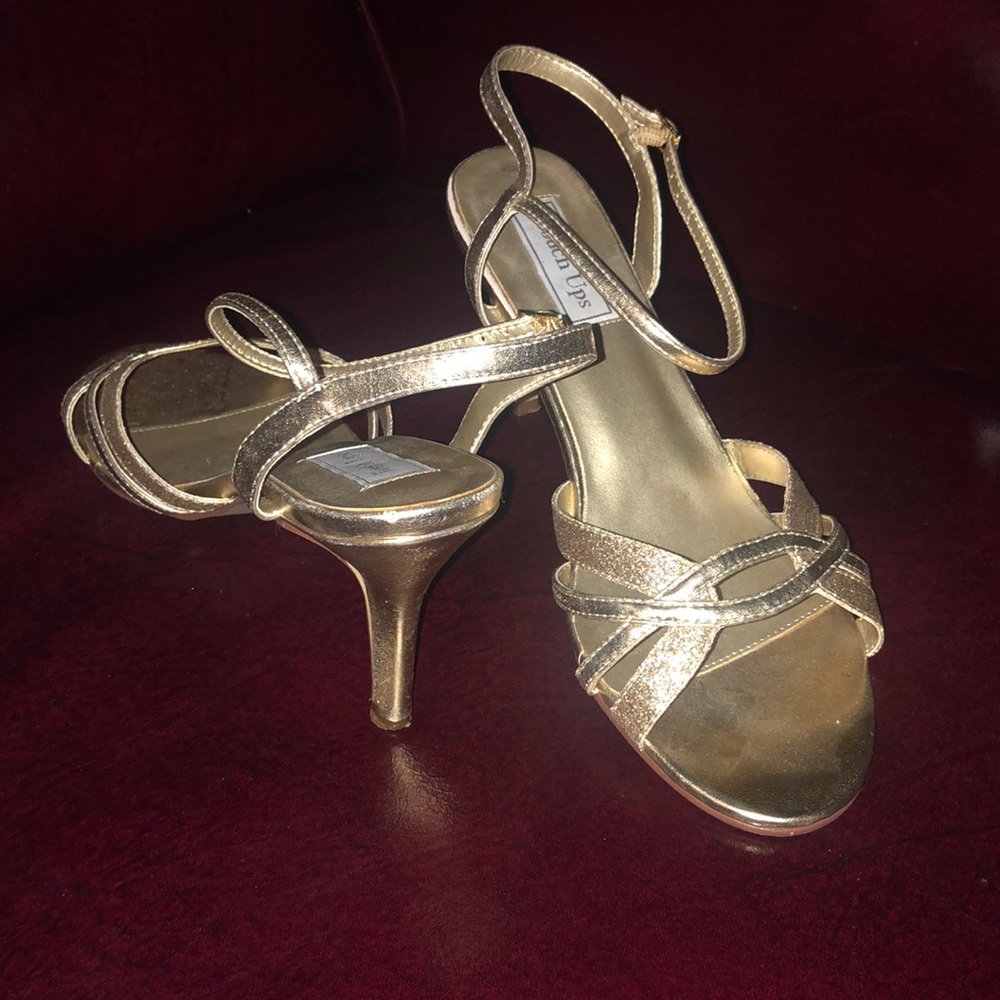 I only wear wedges. Bought for bridesmaid dress